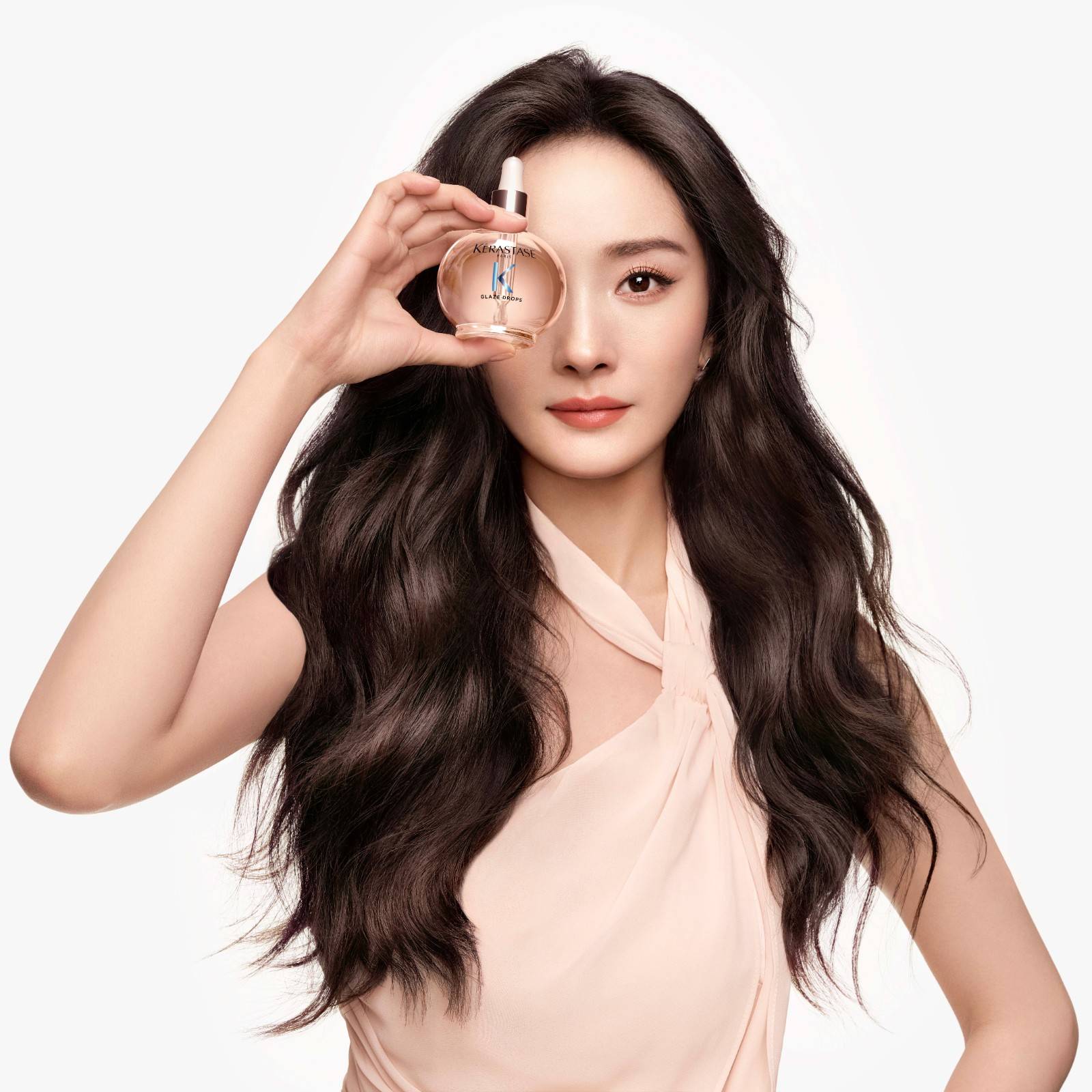 巴黎卡诗全球品牌代言人 杨幂.jpg